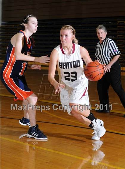 Thumbnail 2 in Benton vs Carterville (Marion Lady Wildcat Invitational) photogallery.