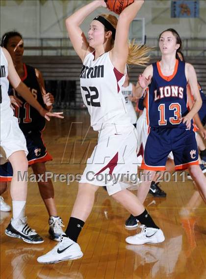 Thumbnail 3 in Benton vs Carterville (Marion Lady Wildcat Invitational) photogallery.