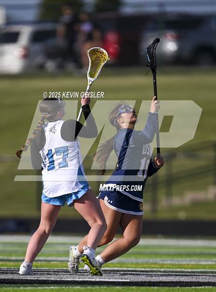 Thumbnail 2 in University School of Milwaukee @ Kenosha Storm JV photogallery.