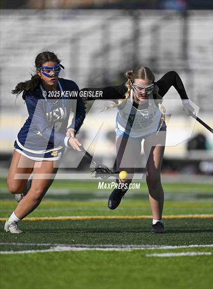 Thumbnail 1 in University School of Milwaukee @ Kenosha Storm JV photogallery.