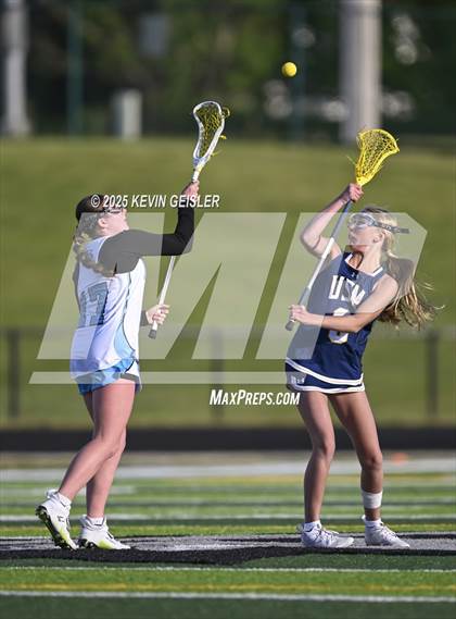 Thumbnail 3 in University School of Milwaukee @ Kenosha Storm JV photogallery.