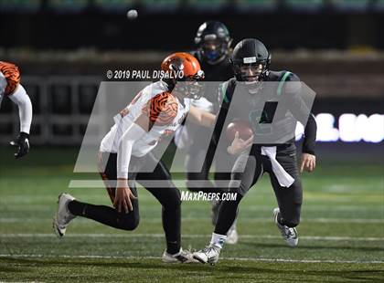 Thumbnail 3 in Lakewood @ ThunderRidge (CHSAA 5a 1st Round) photogallery.