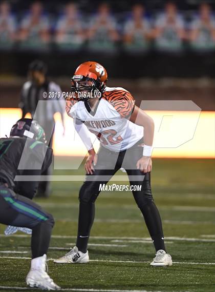 Thumbnail 1 in Lakewood @ ThunderRidge (CHSAA 5a 1st Round) photogallery.