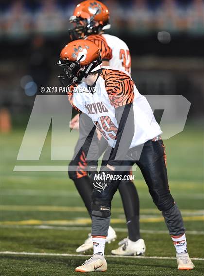 Thumbnail 3 in Lakewood @ ThunderRidge (CHSAA 5a 1st Round) photogallery.
