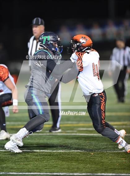 Thumbnail 1 in Lakewood @ ThunderRidge (CHSAA 5a 1st Round) photogallery.