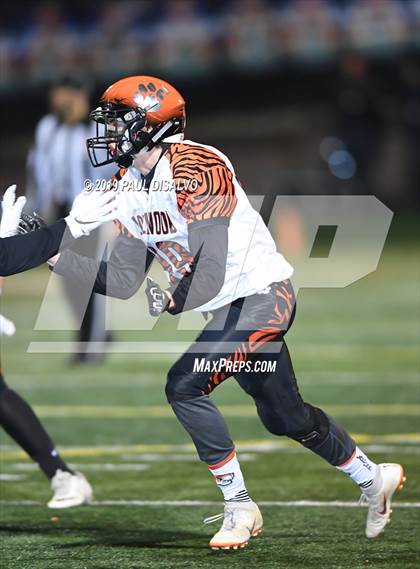 Thumbnail 2 in Lakewood @ ThunderRidge (CHSAA 5a 1st Round) photogallery.
