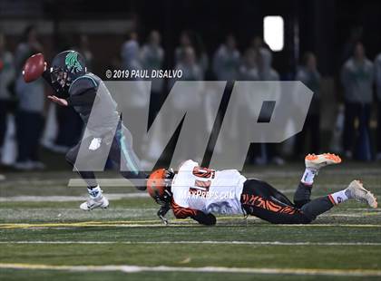 Thumbnail 3 in Lakewood @ ThunderRidge (CHSAA 5a 1st Round) photogallery.