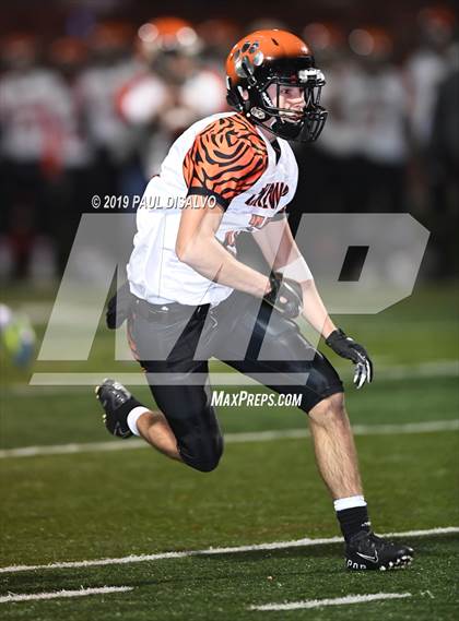 Thumbnail 3 in Lakewood @ ThunderRidge (CHSAA 5a 1st Round) photogallery.