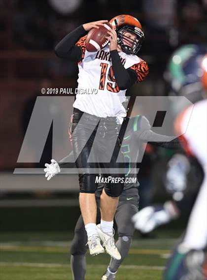 Thumbnail 3 in Lakewood @ ThunderRidge (CHSAA 5a 1st Round) photogallery.