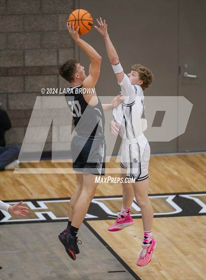 Thumbnail 3 in Desert Hills @ Pine View photogallery.
