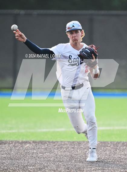 Thumbnail 2 in Atascocita vs. Clear Creek (UIL Baseball 6A Region 3 Area) photogallery.