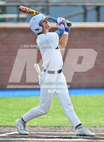 Thumbnail 3 in Atascocita vs. Clear Creek (UIL Baseball 6A Region 3 Area) photogallery.