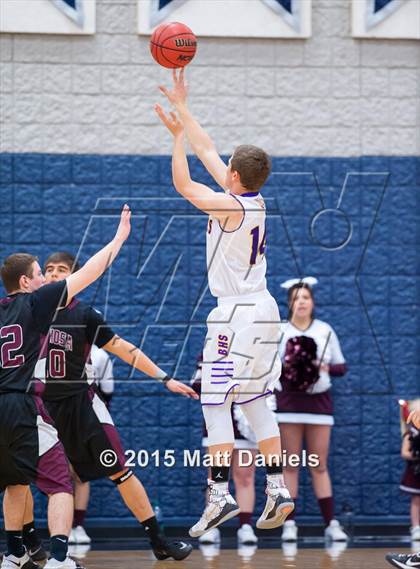 Thumbnail 2 in Bayfield vs. Alamosa (CHSAA 3A Consolation) photogallery.