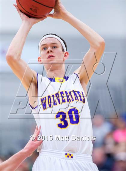 Thumbnail 2 in Bayfield vs. Alamosa (CHSAA 3A Consolation) photogallery.
