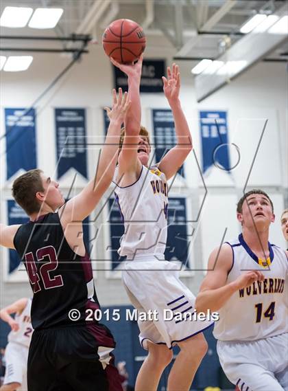 Thumbnail 1 in Bayfield vs. Alamosa (CHSAA 3A Consolation) photogallery.