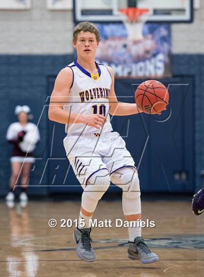 Thumbnail 1 in Bayfield vs. Alamosa (CHSAA 3A Consolation) photogallery.