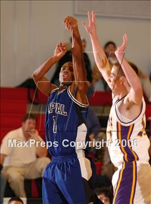 Thumbnail 3 in Capital Christian vs. Amador Valley (Cordova Christmas Classic)  photogallery.