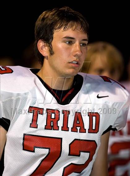 Thumbnail 1 in Triad @ Collinsville photogallery.