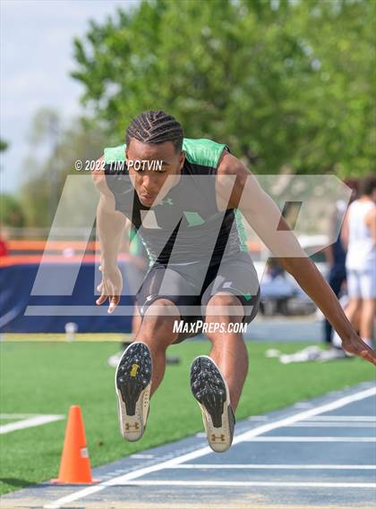 Thumbnail 1 in Roosevelt Invitational photogallery.