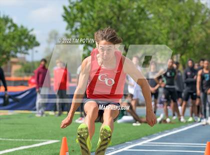 Thumbnail 2 in Roosevelt Invitational photogallery.