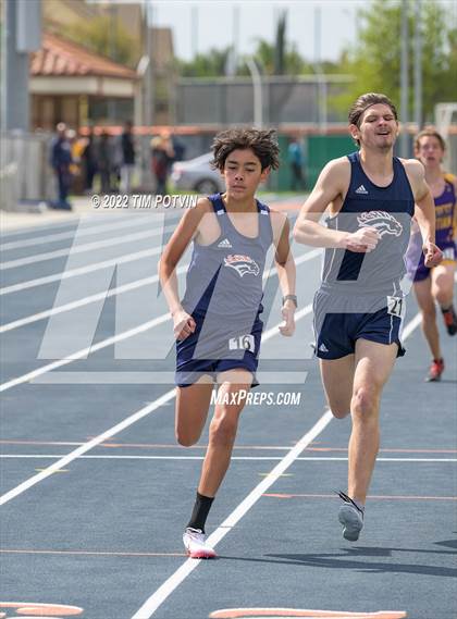 Thumbnail 3 in Roosevelt Invitational photogallery.