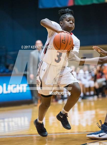 Thumbnail 2 in Wagner vs. O'Connor (UIL 6A Bi-District) photogallery.