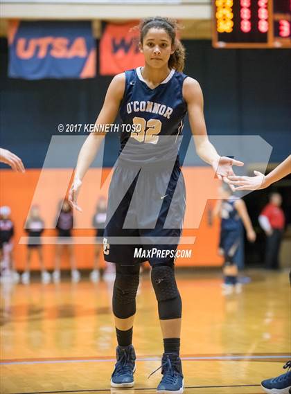 Thumbnail 3 in Wagner vs. O'Connor (UIL 6A Bi-District) photogallery.
