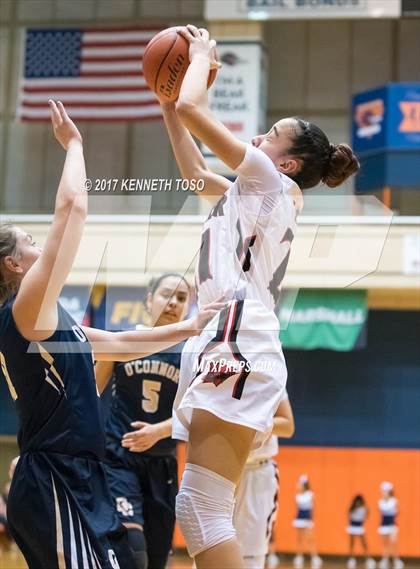 Thumbnail 3 in Wagner vs. O'Connor (UIL 6A Bi-District) photogallery.