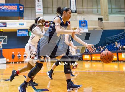 Thumbnail 1 in Wagner vs. O'Connor (UIL 6A Bi-District) photogallery.