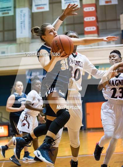 Thumbnail 2 in Wagner vs. O'Connor (UIL 6A Bi-District) photogallery.