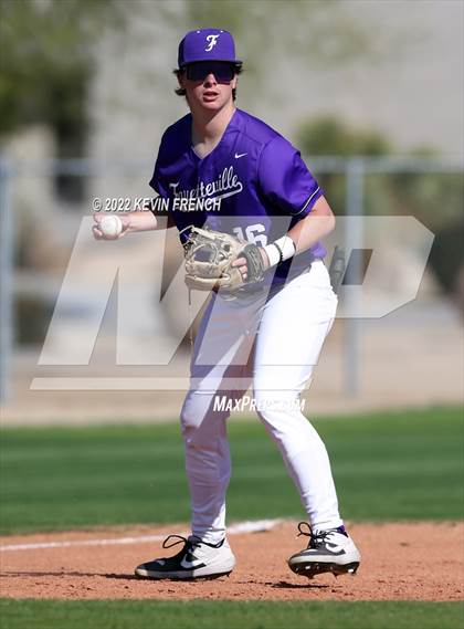 Thumbnail 3 in Fayetteville vs Lake Oswego (Coach Bob National Invitational) photogallery.