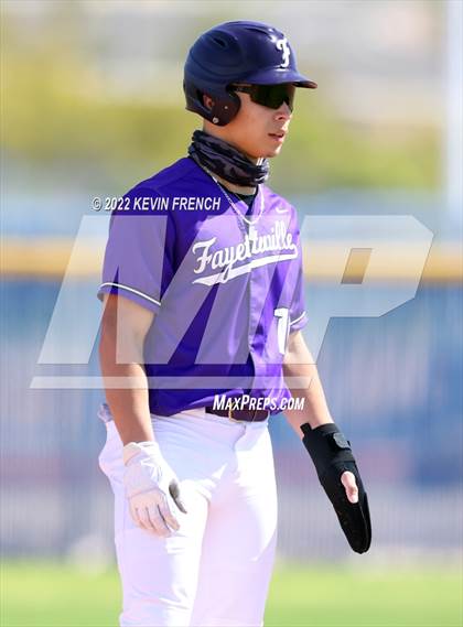 Thumbnail 1 in Fayetteville vs Lake Oswego (Coach Bob National Invitational) photogallery.