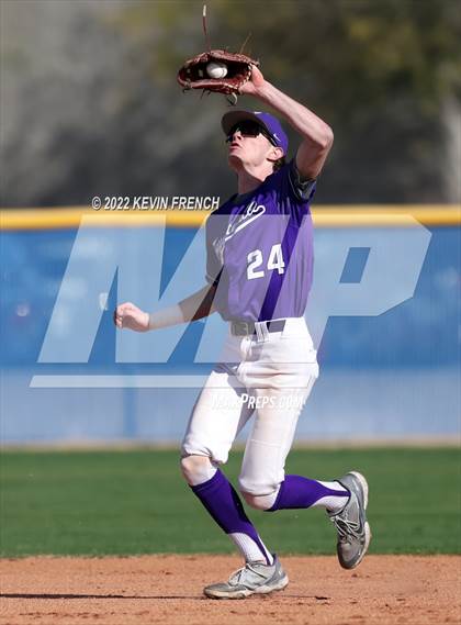 Thumbnail 3 in Fayetteville vs Lake Oswego (Coach Bob National Invitational) photogallery.