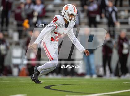 Thumbnail 2 in A&M Consolidated vs. La Porte (UIL Football 5A D1 Region III Semifinal) photogallery.