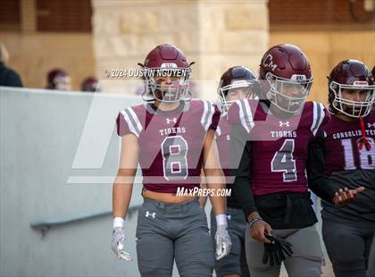 Thumbnail 2 in A&M Consolidated vs. La Porte (UIL Football 5A D1 Region III Semifinal) photogallery.
