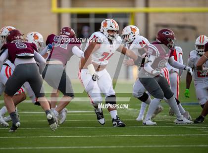 Thumbnail 1 in A&M Consolidated vs. La Porte (UIL Football 5A D1 Region III Semifinal) photogallery.