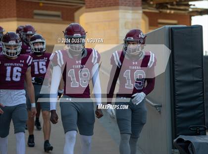 Thumbnail 1 in A&M Consolidated vs. La Porte (UIL Football 5A D1 Region III Semifinal) photogallery.