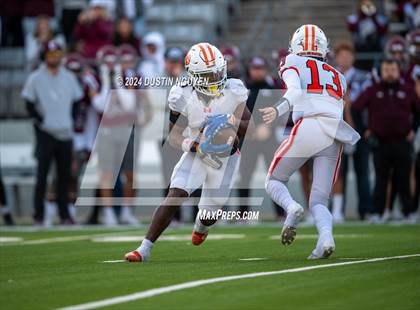 Thumbnail 2 in A&M Consolidated vs. La Porte (UIL Football 5A D1 Region III Semifinal) photogallery.