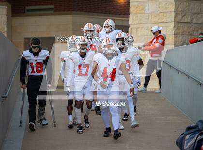 Thumbnail 3 in A&M Consolidated vs. La Porte (UIL Football 5A D1 Region III Semifinal) photogallery.