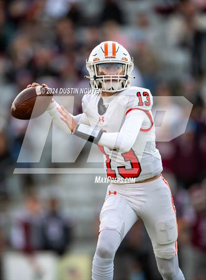 Thumbnail 1 in A&M Consolidated vs. La Porte (UIL Football 5A D1 Region III Semifinal) photogallery.