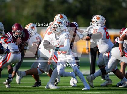 Thumbnail 3 in A&M Consolidated vs. La Porte (UIL Football 5A D1 Region III Semifinal) photogallery.