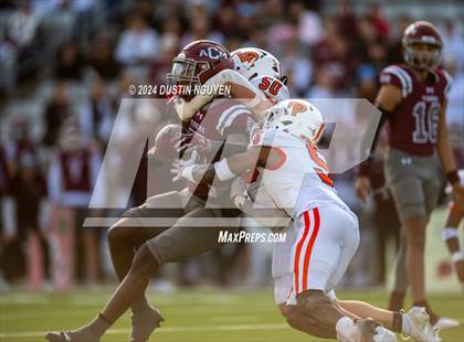 Thumbnail 2 in A&M Consolidated vs. La Porte (UIL Football 5A D1 Region III Semifinal) photogallery.