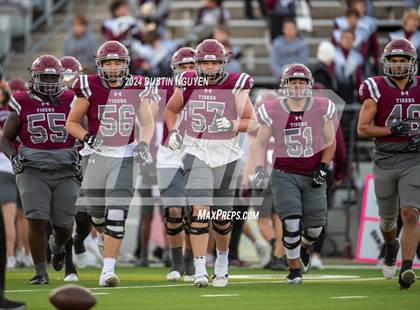 Thumbnail 1 in A&M Consolidated vs. La Porte (UIL Football 5A D1 Region III Semifinal) photogallery.