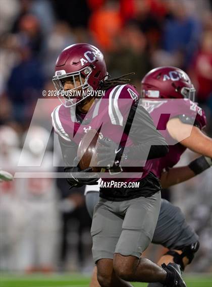 Thumbnail 3 in A&M Consolidated vs. La Porte (UIL Football 5A D1 Region III Semifinal) photogallery.
