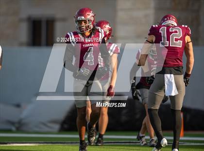 Thumbnail 1 in A&M Consolidated vs. La Porte (UIL Football 5A D1 Region III Semifinal) photogallery.