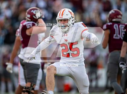 Thumbnail 2 in A&M Consolidated vs. La Porte (UIL Football 5A D1 Region III Semifinal) photogallery.