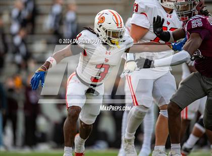 Thumbnail 2 in A&M Consolidated vs. La Porte (UIL Football 5A D1 Region III Semifinal) photogallery.