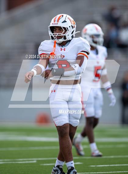 Thumbnail 3 in A&M Consolidated vs. La Porte (UIL Football 5A D1 Region III Semifinal) photogallery.