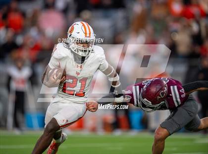 Thumbnail 3 in A&M Consolidated vs. La Porte (UIL Football 5A D1 Region III Semifinal) photogallery.
