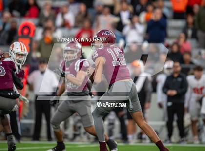 Thumbnail 3 in A&M Consolidated vs. La Porte (UIL Football 5A D1 Region III Semifinal) photogallery.